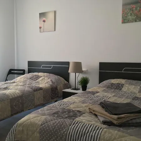 Pinada Iv Apartment
